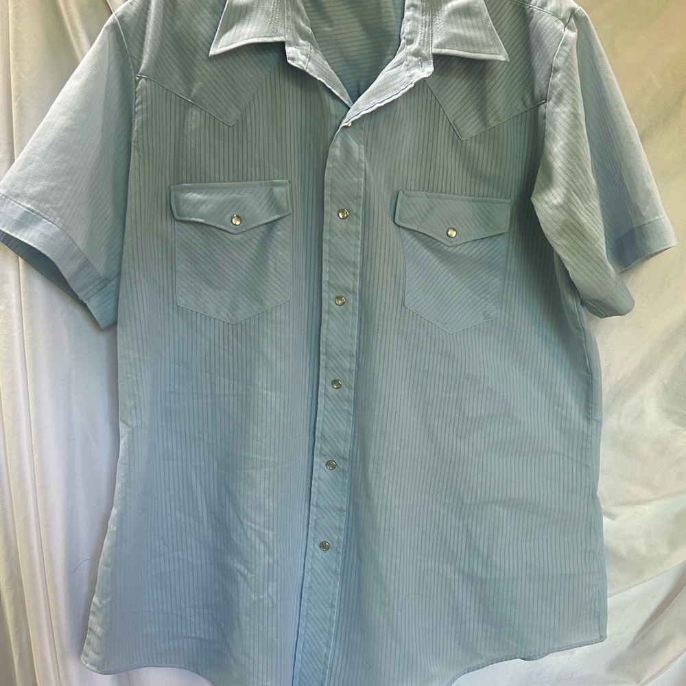 Vintage Light Blue Pearl Snap Short Sleeve Shirt